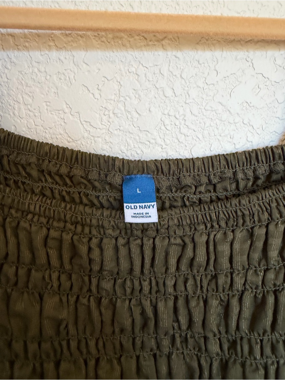 Olive green Old Navy smocked top with puffy sleeves. Size large. - Picture 3 of 7